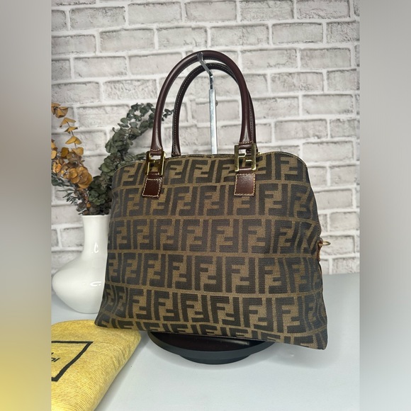 Like for notification. Share Show Sundays at 8am EST and Saturdays at 10am. 🛍️ - Picture 6 of 17